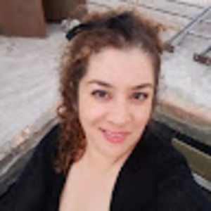 Meet your Posher, Mireya